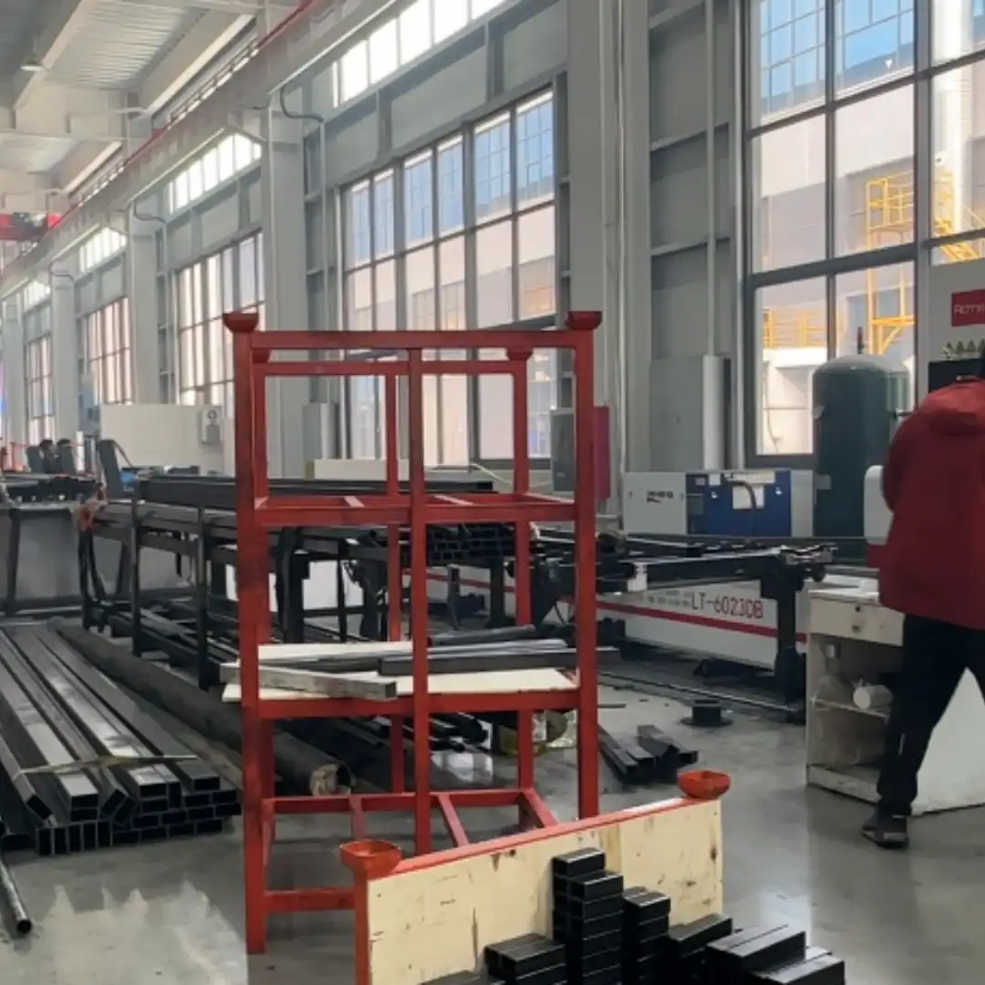 Manufacturing workshop - surface treatment